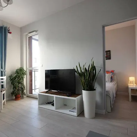 Airport Blue Варшава